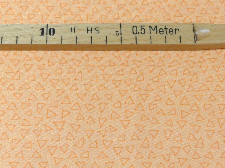 Preview: Patchworkstoff  Basic Ton in Ton Dreiecke apricot orange Detailansicht mit Maß